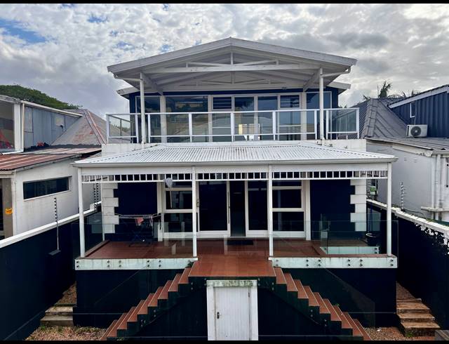 4 BEDROOM FREESTANDING FOR SALE IN WINDERMERE
